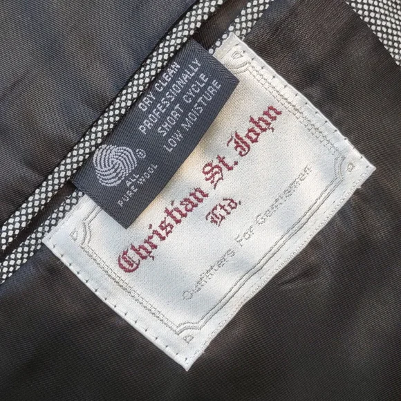 Burberry® Men's Pure Wool Snake Eye pure Wool Fabric Blazer - Picture 16 of 16